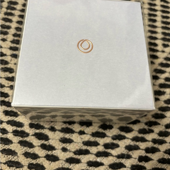 MONAT be balanced lightweight moisturizer - Picture 2 of 4